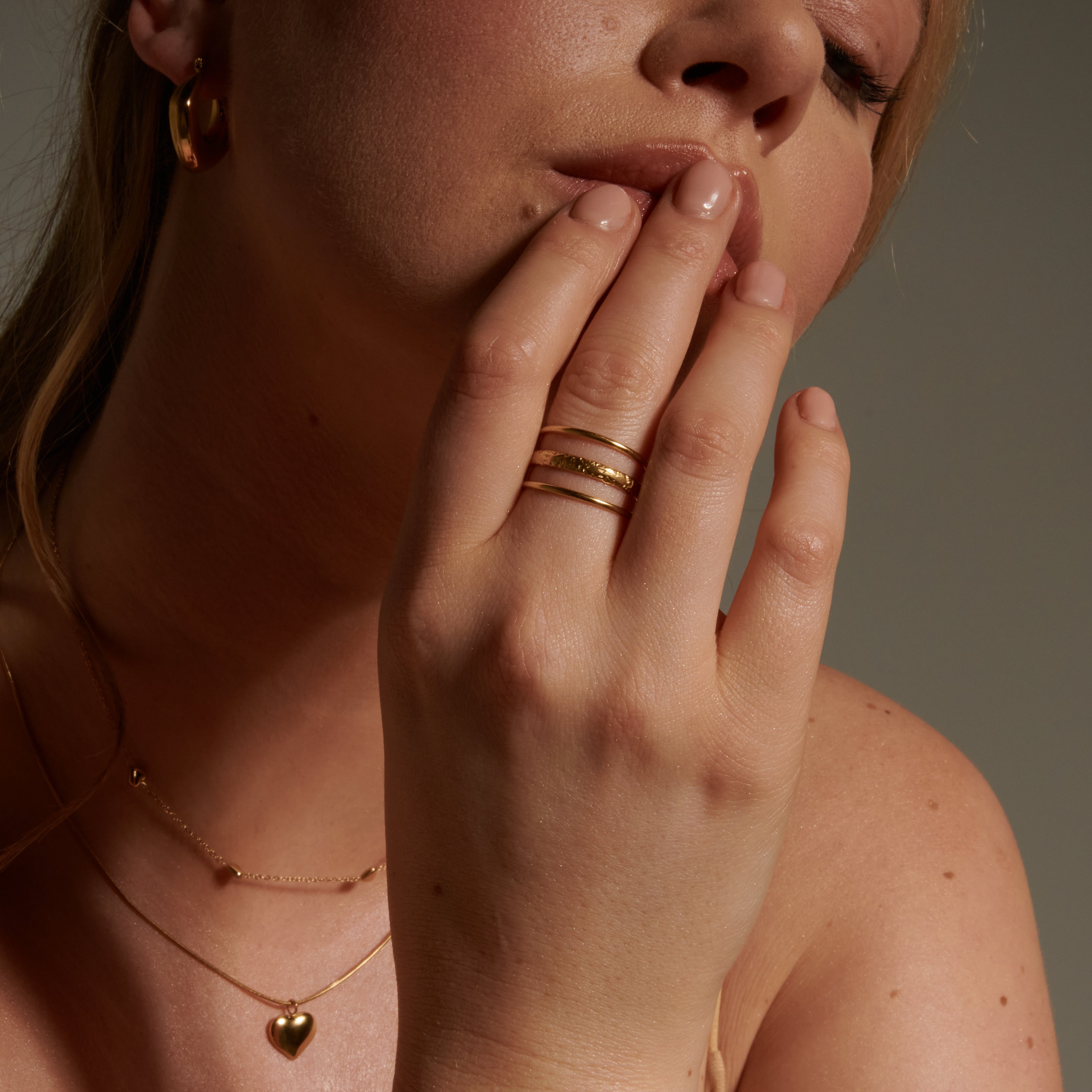 Triple Line Ring